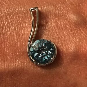 3.52ct London blue topaz quasar cut pendant
